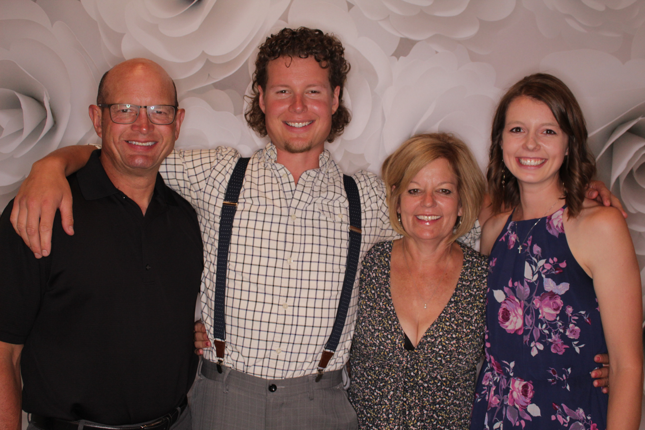 Danni and Brock’s Wedding | View more photos from the event at gallery.photoboothbillings.com/u/PhotoBoothBillings/Danni-and-Brock’s-Wedding